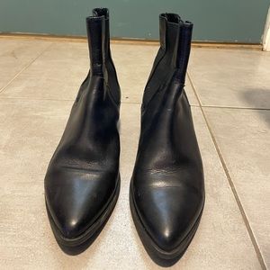 Vagabond genuine leather booties